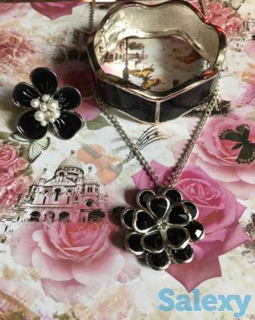 Черный цветочный комплект, фотография 1