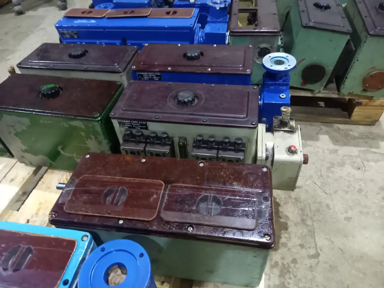 Куплю Лубрикаторы 41-08, лубрикатор 41-12, станция смазки 22-8 новые и бу, фотография 4