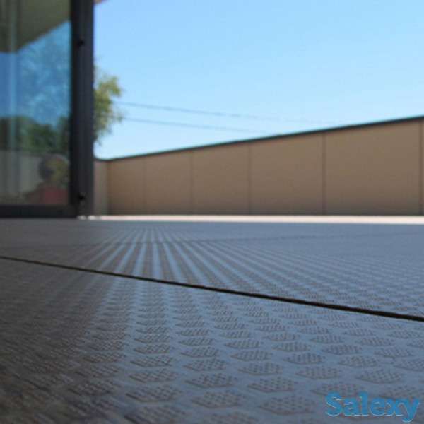 Террасная зона из hpl панелей FunderMax в наличии на складе, фотография 1