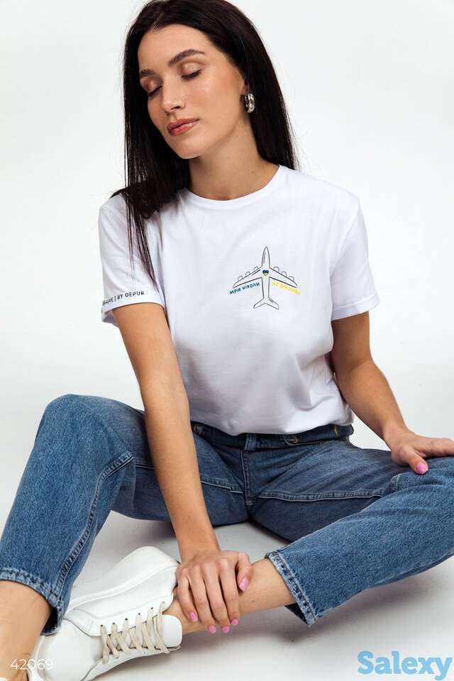 Белая футболка 