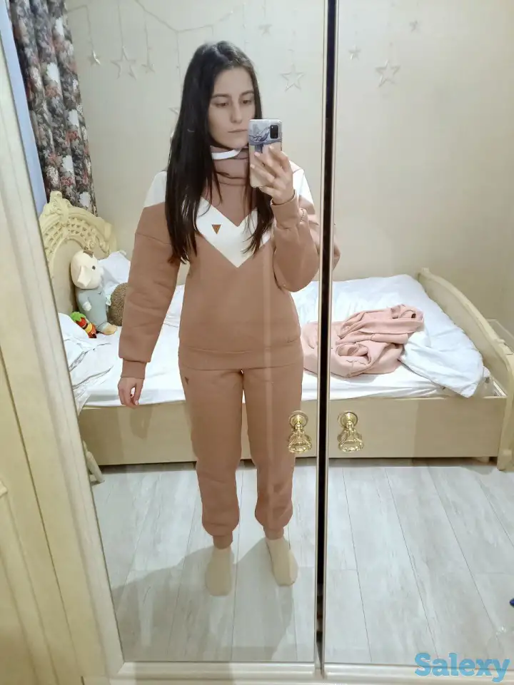 Костюм женский тёплый, фотография 3