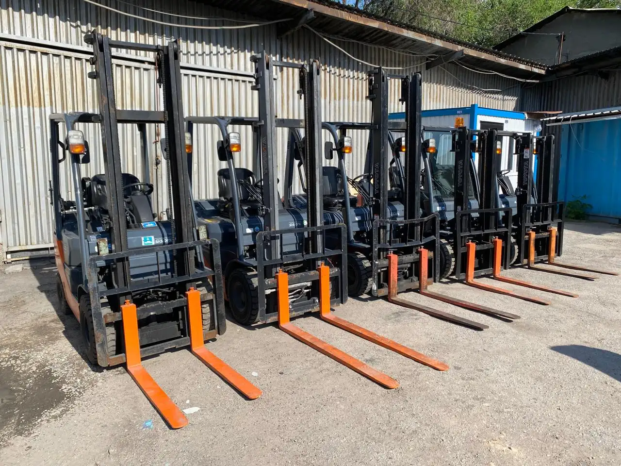 Вилочный погрузчик Toyota 8FG15 из Японии, фотография 1