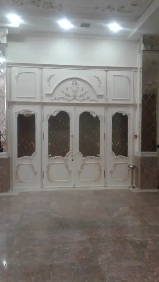 Столярные работы: Лестница, дверь под ключ сделаю! Реставрация делаю старые мебели в том числе дверь и лестница, монтаж, фотография 1