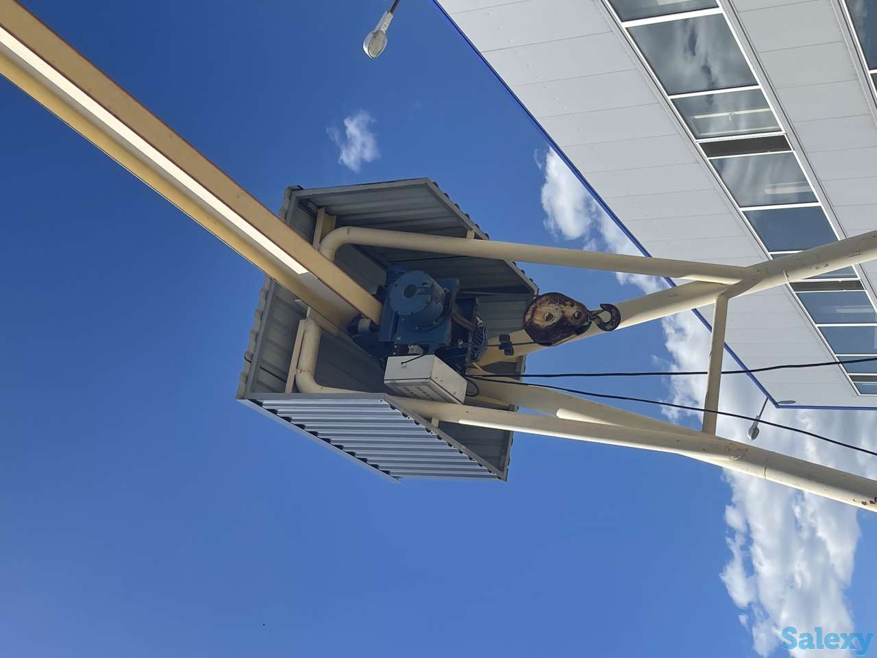 Кран козловой передвижной, фотография 1