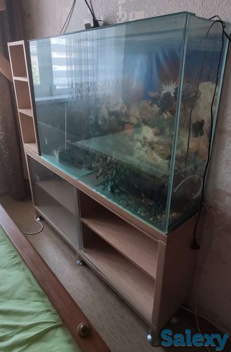 Продам дешево, панорамный аквариум с крышкой 93х63х23(135литров), фотография 2