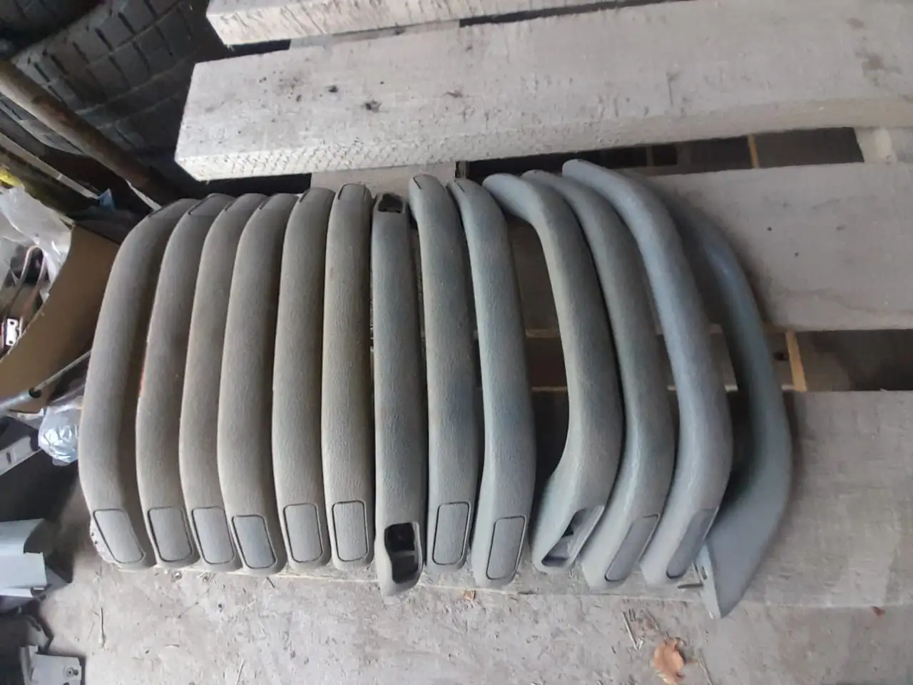 Подголовники на 3 ряд от Хонды Одиссей 1997, фотография 20