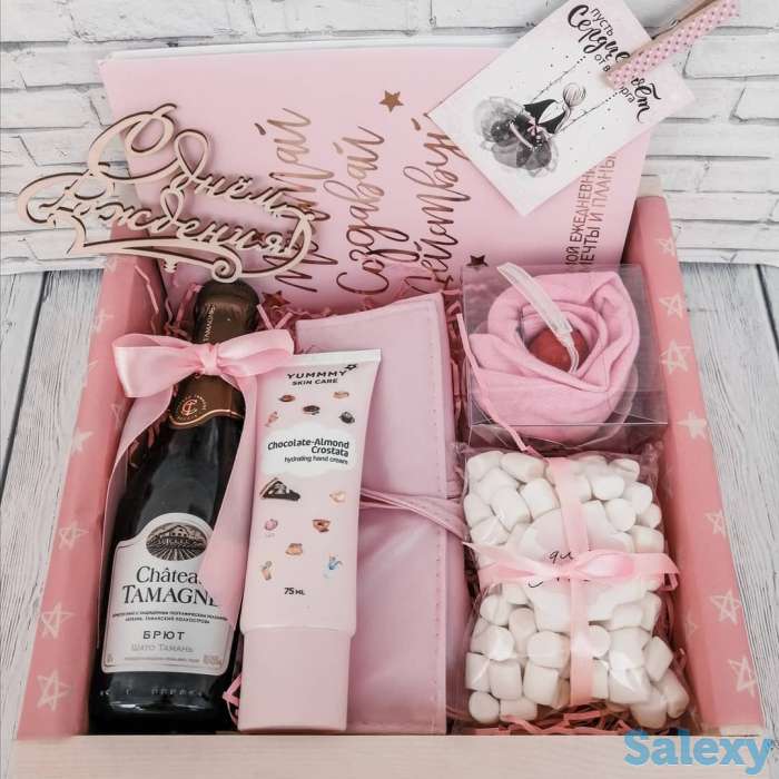 Подарочные боксы на 8 марта, фотография 1