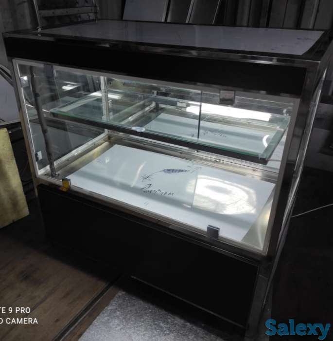 Витрина Кондитерская среднетемпературная, фотография 1