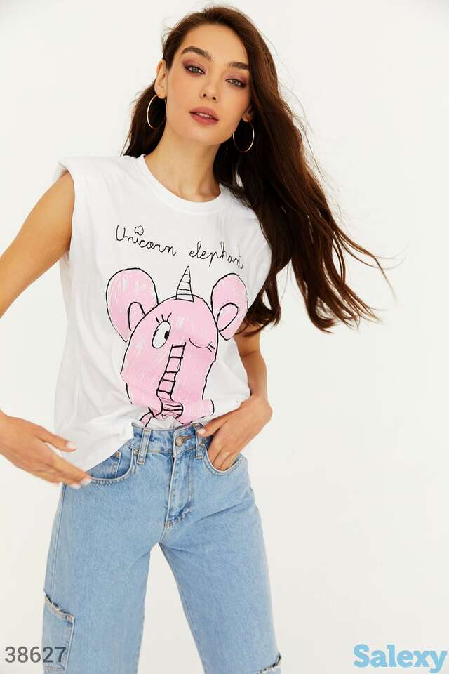 Футболка с подплечниками, фотография 1