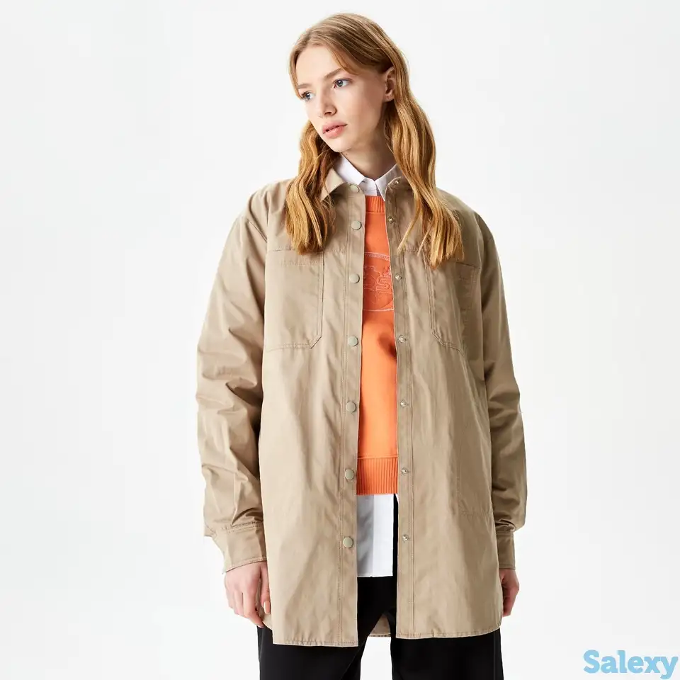 Женская лёгкая куртка lacoste, фотография 1