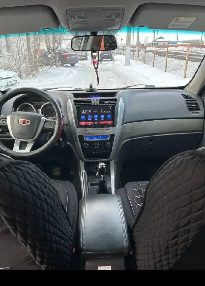 кроссовер geely Emgrand X7, фотография 4