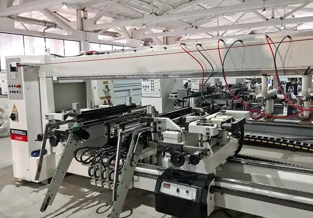 SCM MORBIDELLI ZENITH F2 Проходной сверлильно-присадочный станок, фотография 1