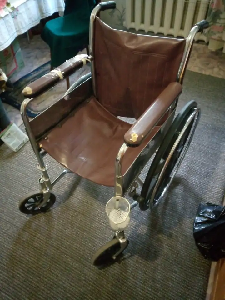Продам инвалидную коляску, фотография 1