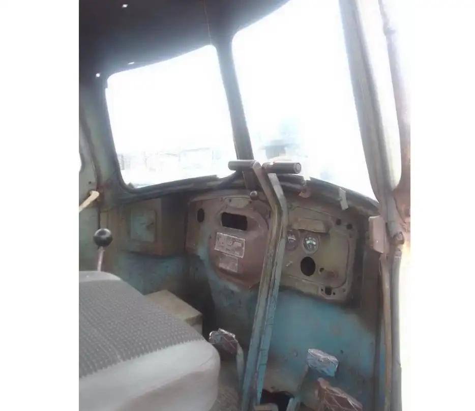 Трактор гусеничный дт 75, фотография 6