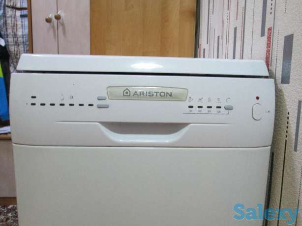 Посудомоечная машина Hotpoint-Ariston, фотография 1