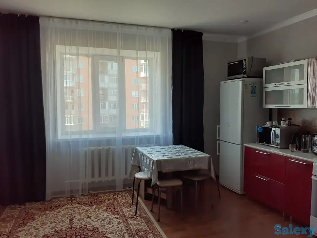 Срочно сдам квартиру- студию., Проспект Назарбаева 3/1, фотография 1