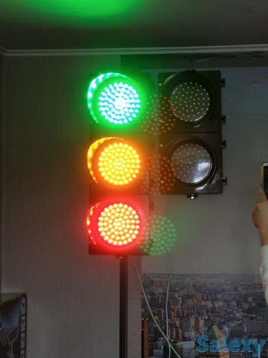 Транспортный светодиодный светофор ø 200 мм, фотография 3