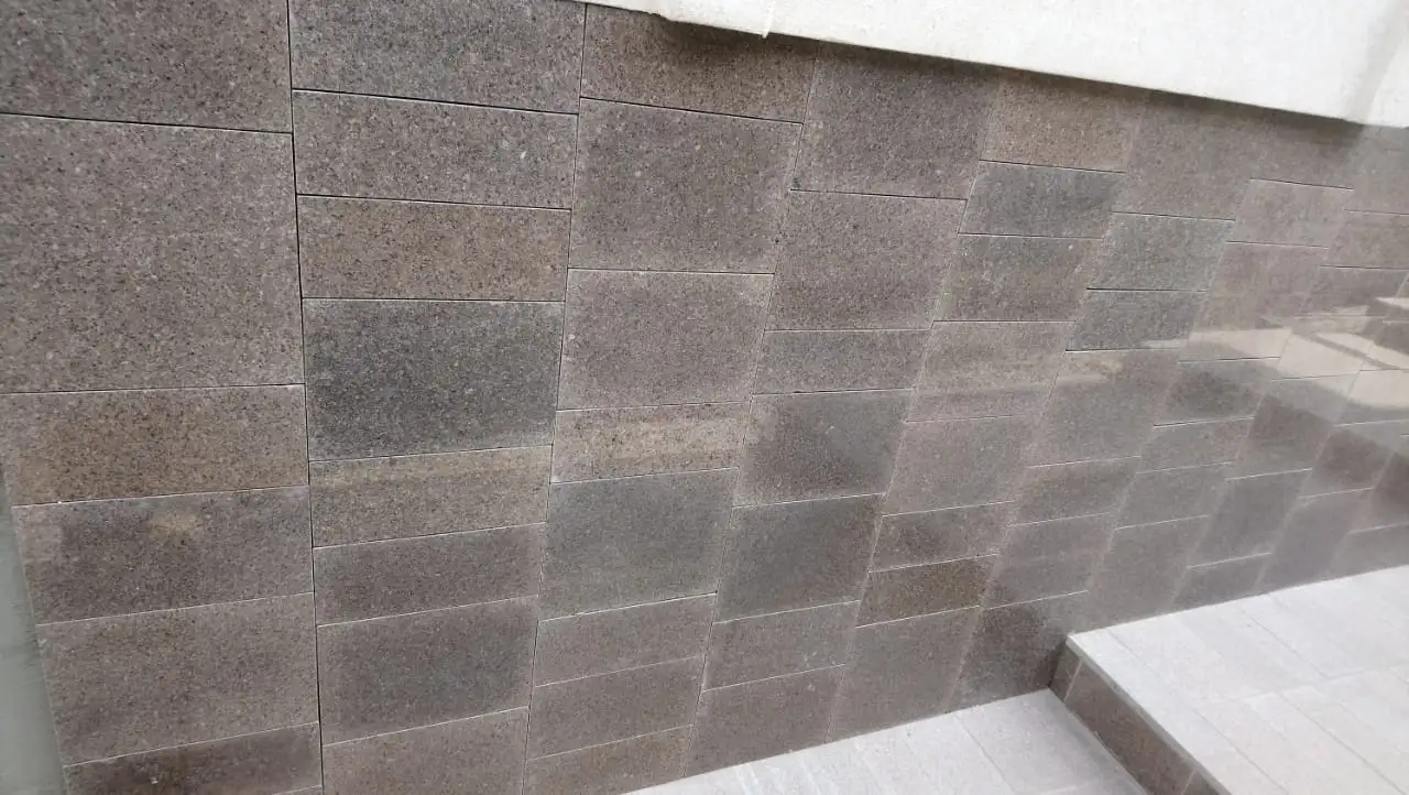 Гранитная фасадная плитка, облицовочный камень, фотография 3