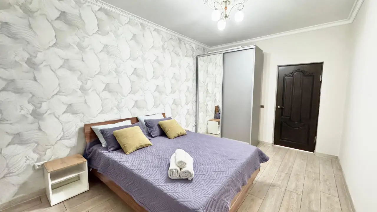 Комфортная 2-комнатная квартира, микрорайон Нурсая, 15 блок Б, фотография 1