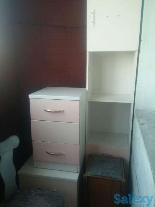 Стол + шкаф+тумбы, фотография 1