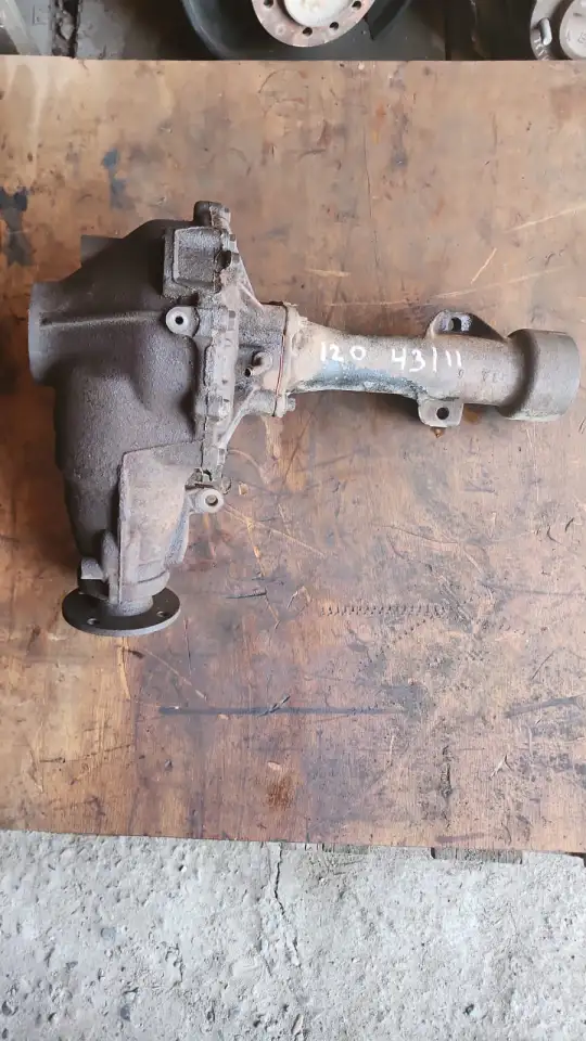 Передний редуктор  4311 на  Prado 120, фотография 1