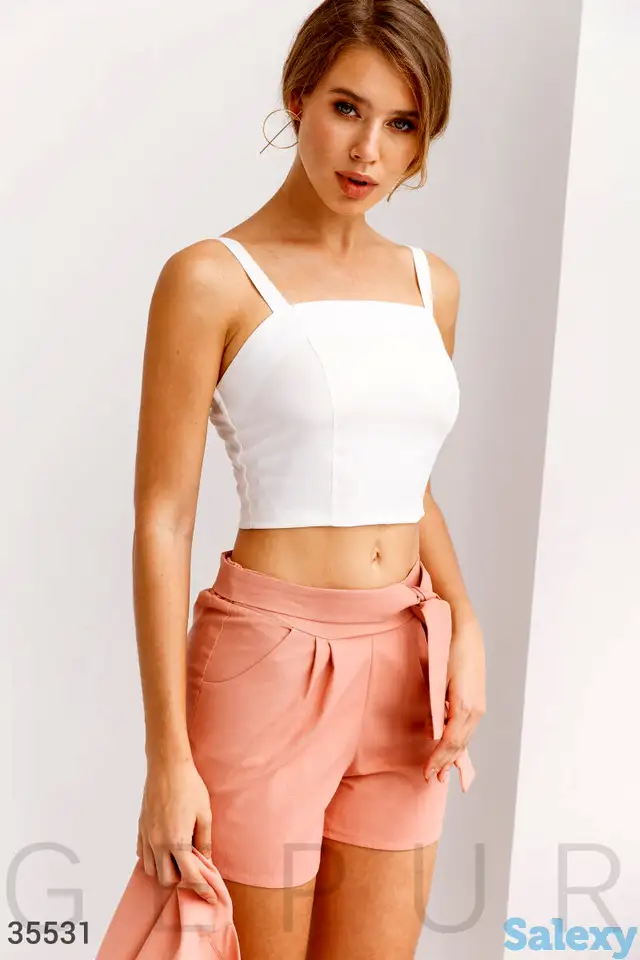 Белый базовый топ, фотография 1