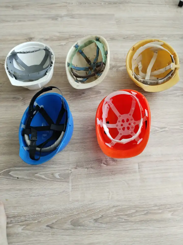 Продам  Строительные  Каски по  1500 тг . г.  Астана , Есильский район  , ЖК Фемилли Таун , Е 652, фотография 2