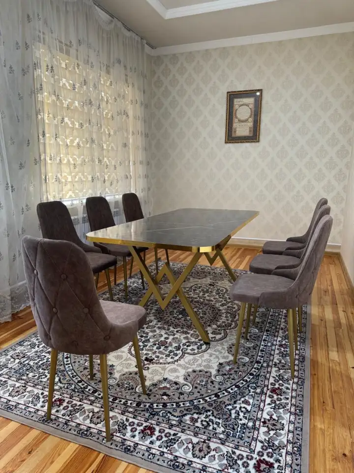 Стол и стулья, фотография 12