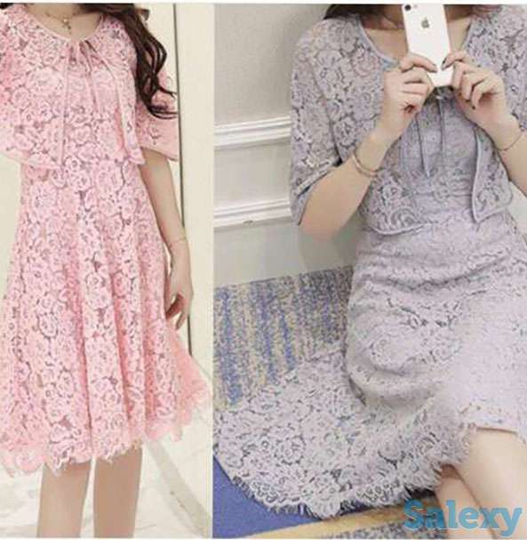 Платье кружевное с лентами сзади и накидкой, фотография 1