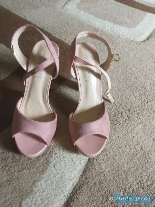 Туфли на каблуке, фотография 2