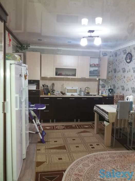 2-комнатная квартира, 51 м², 1/6 эт., проспект Независимости 145, фотография 1