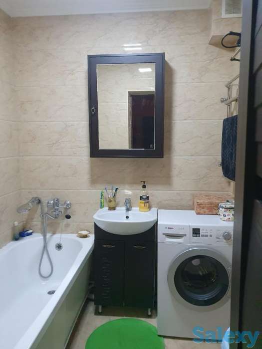 Продаётся 3-комнатная квартира от первых хозяевв хорошем состоянии находится в золотом квадрате!, фотография 11