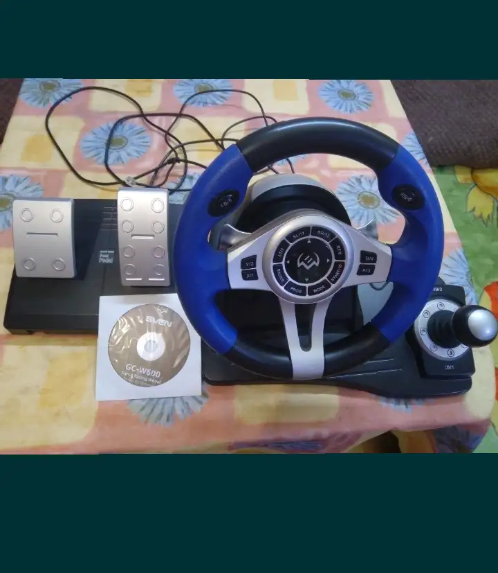 Игровой руль SVEN GC-600, фотография 1