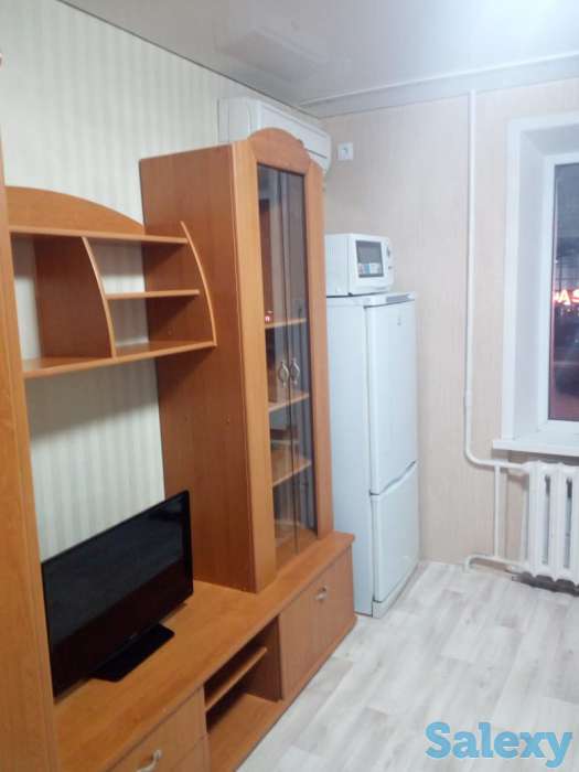 Продаю комнату в секции на 2х хозяев, Петрова 19, фотография 4