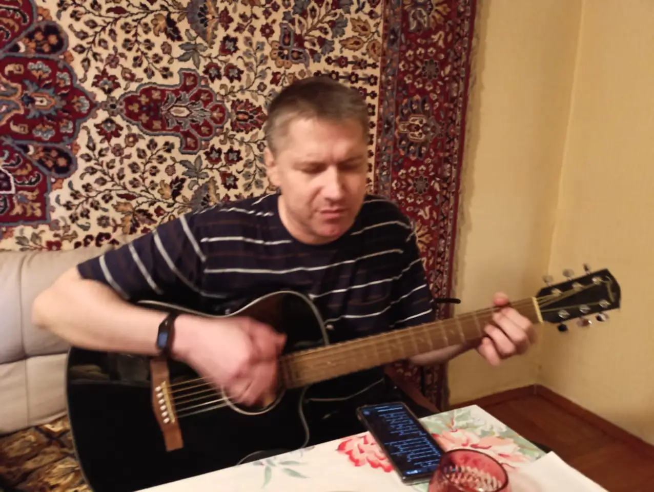 Уроки гитары, укулеле и вокала, фотография 2