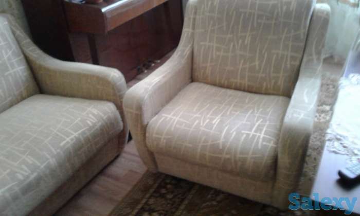 Продам уголок отдыха в хорошем состоянии (диван и 2 кресла).Стоимость 35000 тенге.Договорная, фотография 2