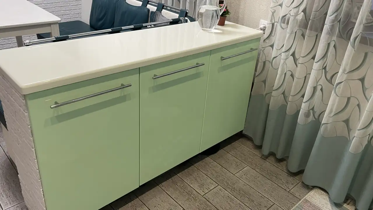 Кухонный гарнитур, фотография 1