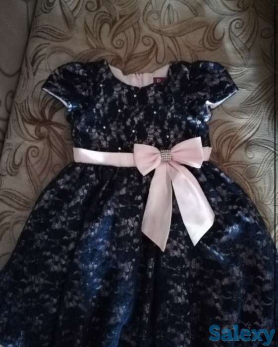 Продаётся платье на девочку, фотография 1