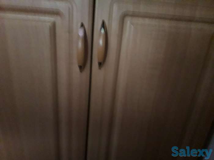 Продам б/у кухня длина 2 м 60 см в хорошем, фотография 2