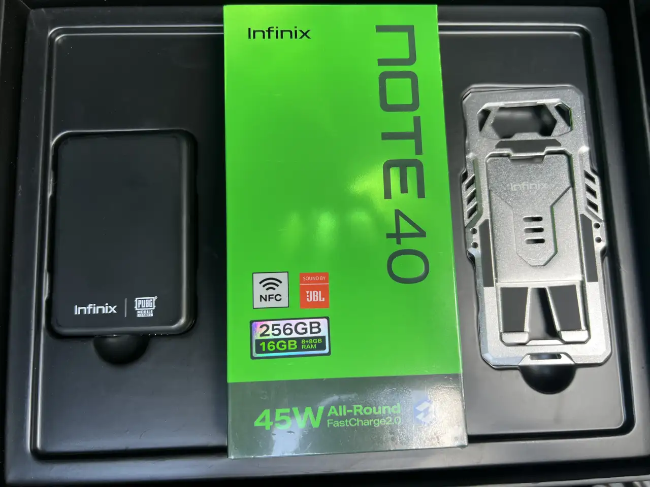 Абсолютно новый телефон, фотография 1