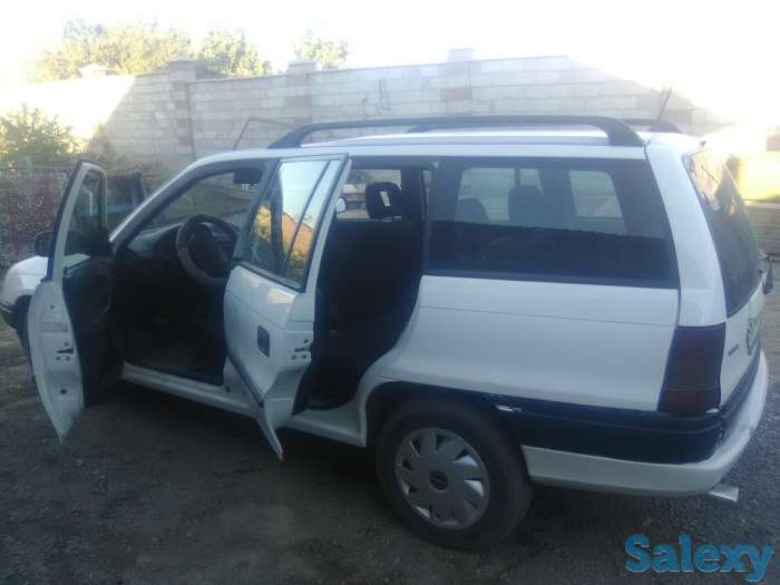 Машина жакси жагдайда Opel Astra, фотография 3