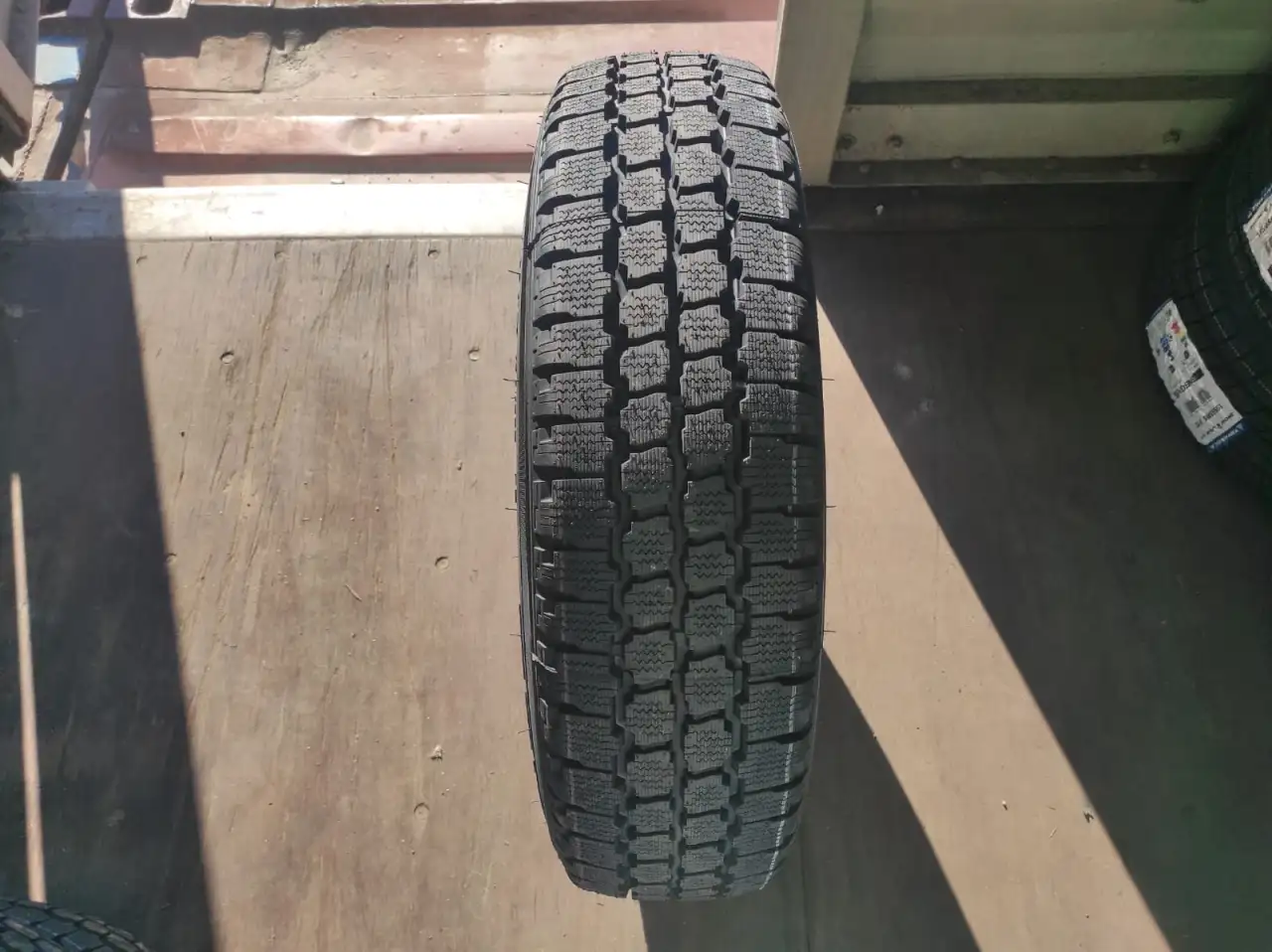 185.75.16C Triangle TRQ, фотография 2