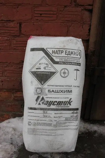 Сода каустическая чешуированная, фотография 1