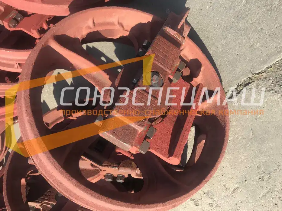 Колесо натяжное ЧТЗ Т-130/170, Б-10, фотография 1