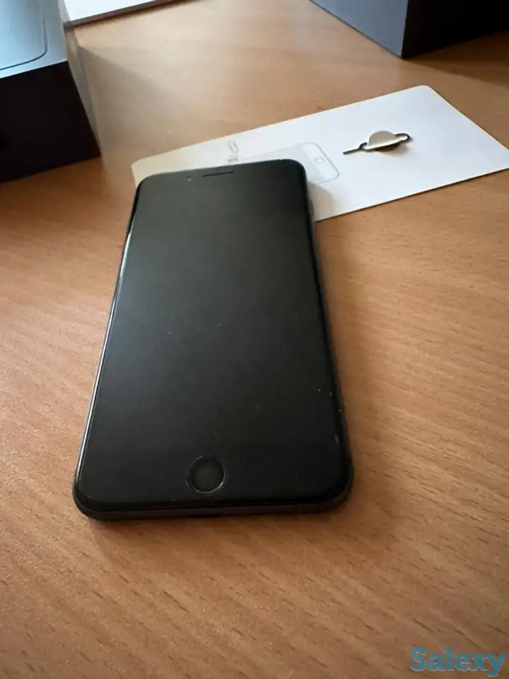 Продам Айфон 8+, фотография 3
