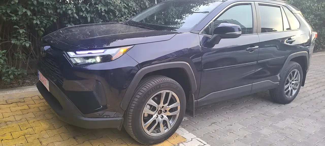 toyota rav 4, фотография 1