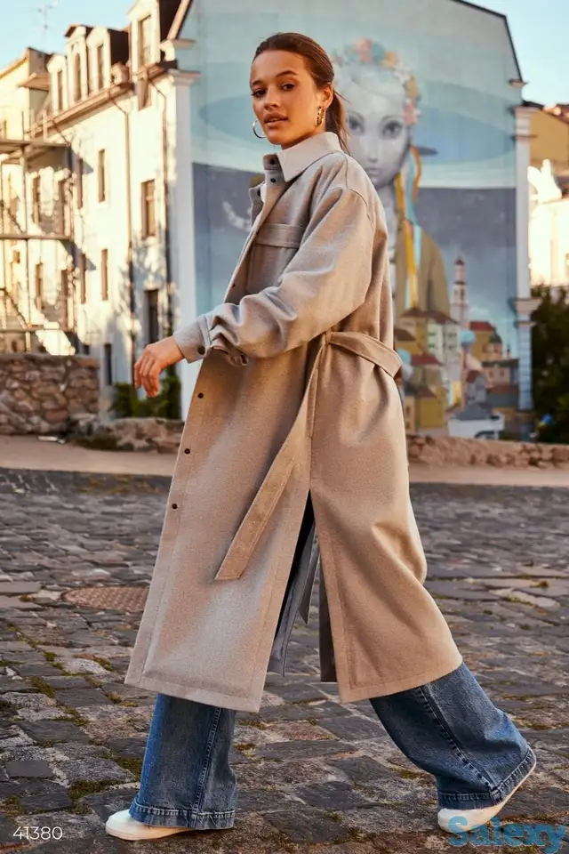 Светло-серое шерстяное пальто на кнопках, фотография 1