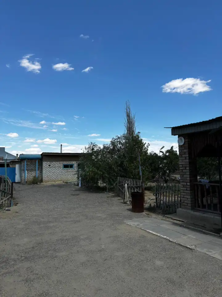 продаю дом вАкайе возлеКПП ,воемянка,гараж,садовое дерево20 соток участок, фотография 6