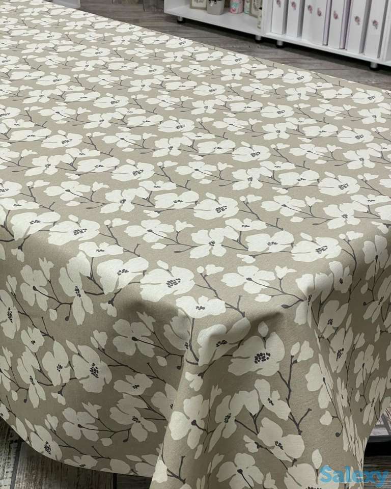 Шикарная итальянская скатерть Lucia Forino ширина 140 см, фотография 2