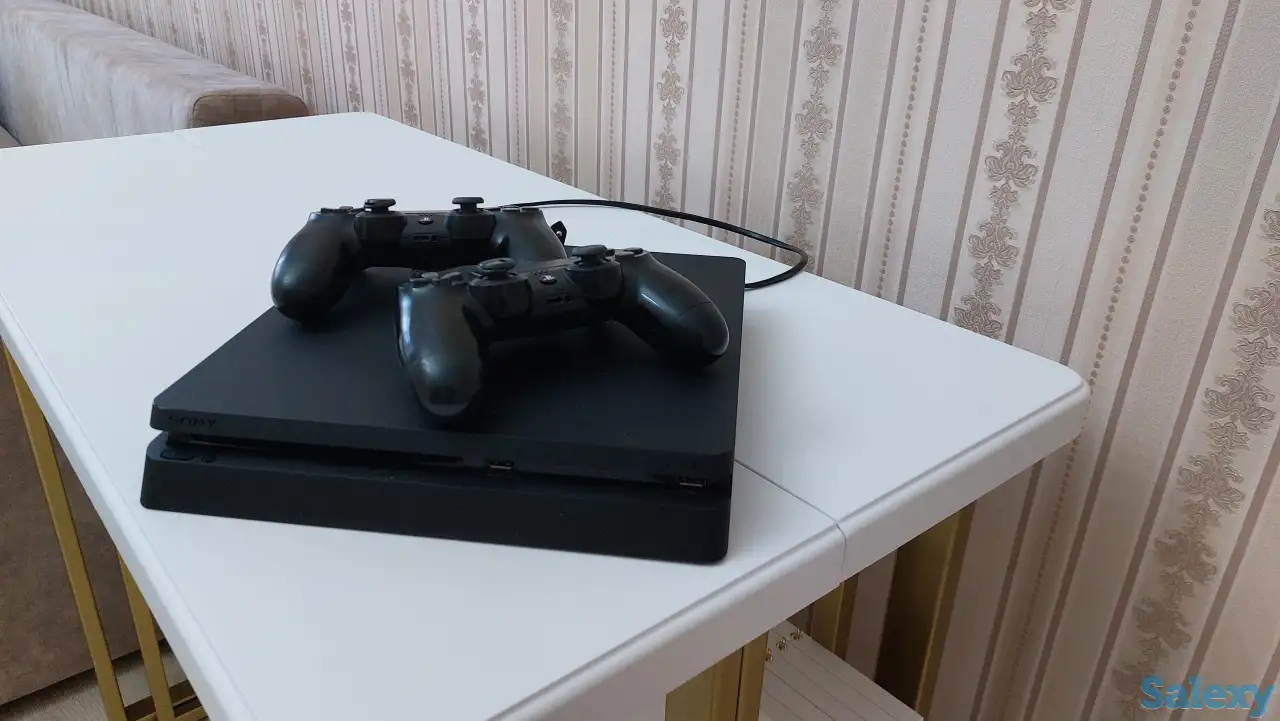 Playstation 4 slim 512 gb, фотография 1